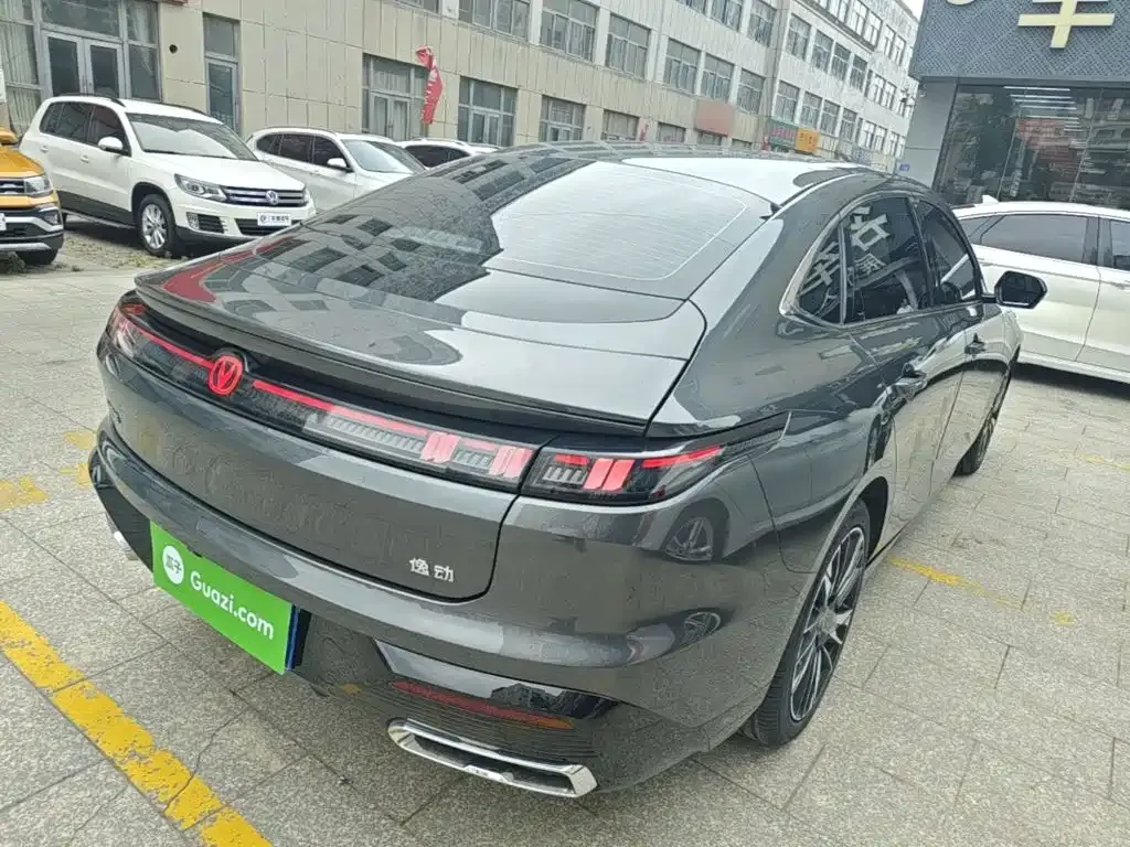 Changan Eado — фото 10