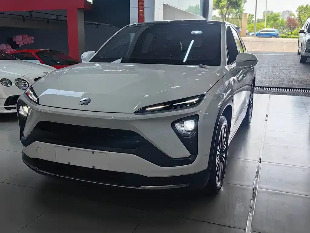 NIO EC6 — фото 1