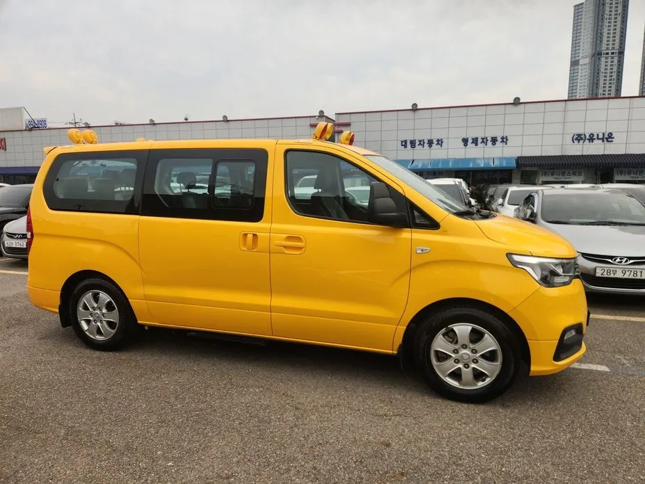 Hyundai Starex 2021 из KR, фото 1