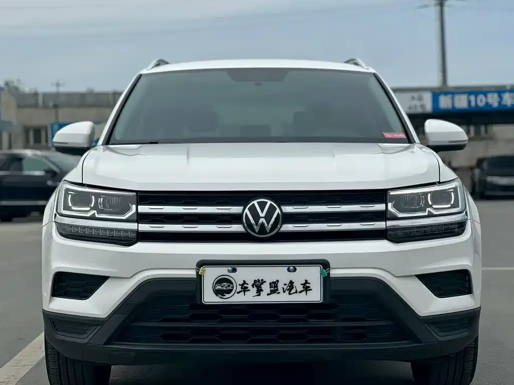 Volkswagen Tharu — фото 2