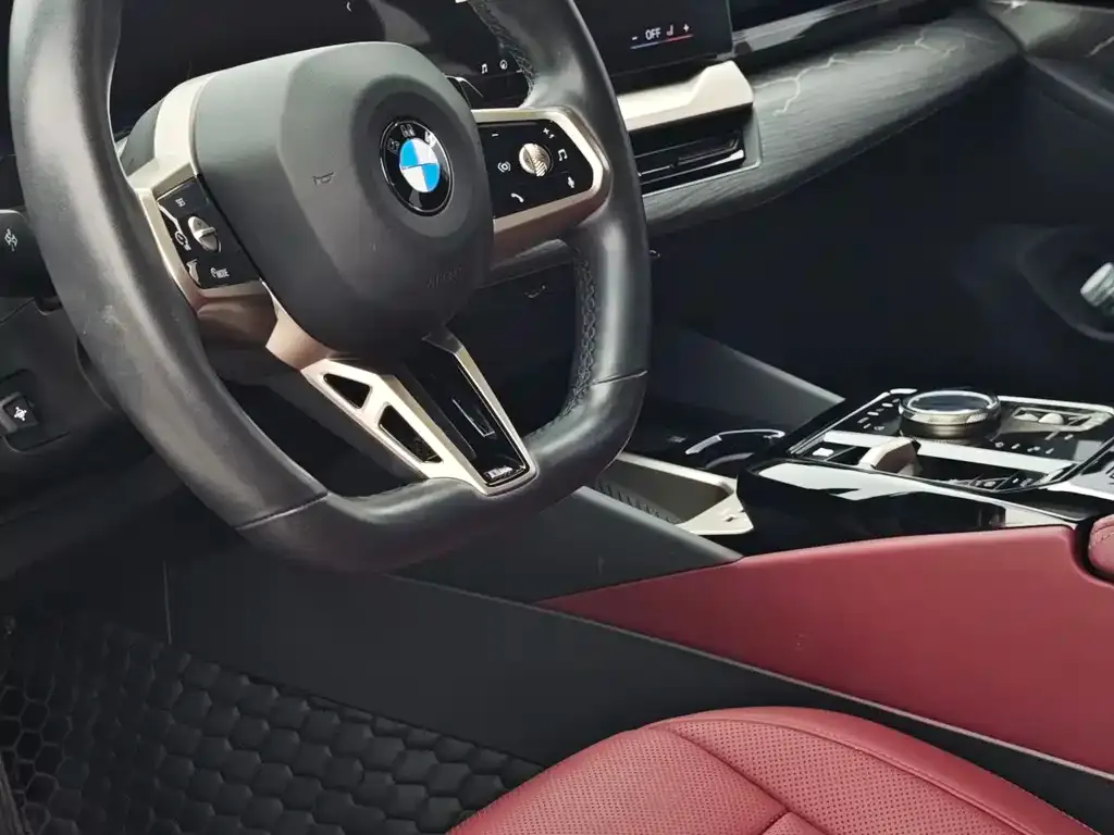 BMW 5 Series — фото 10