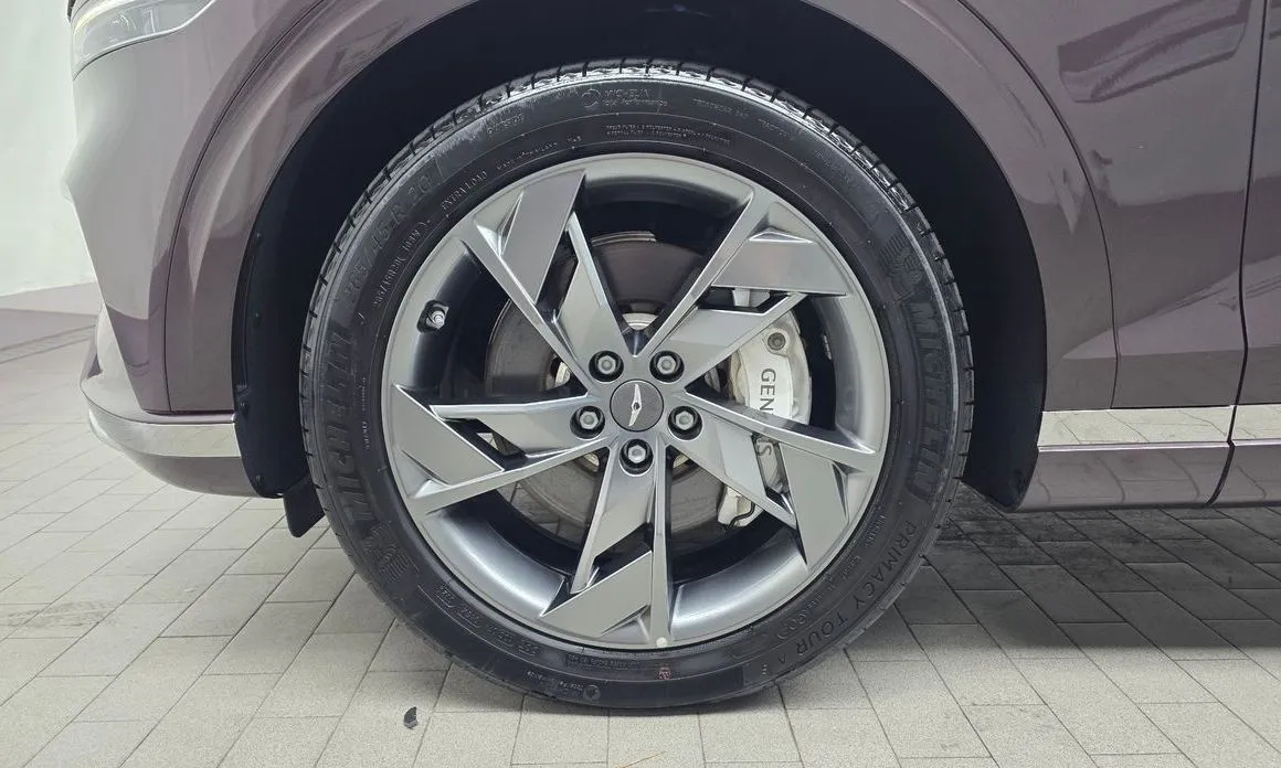 Genesis GV70 2024 из KR, фото 7