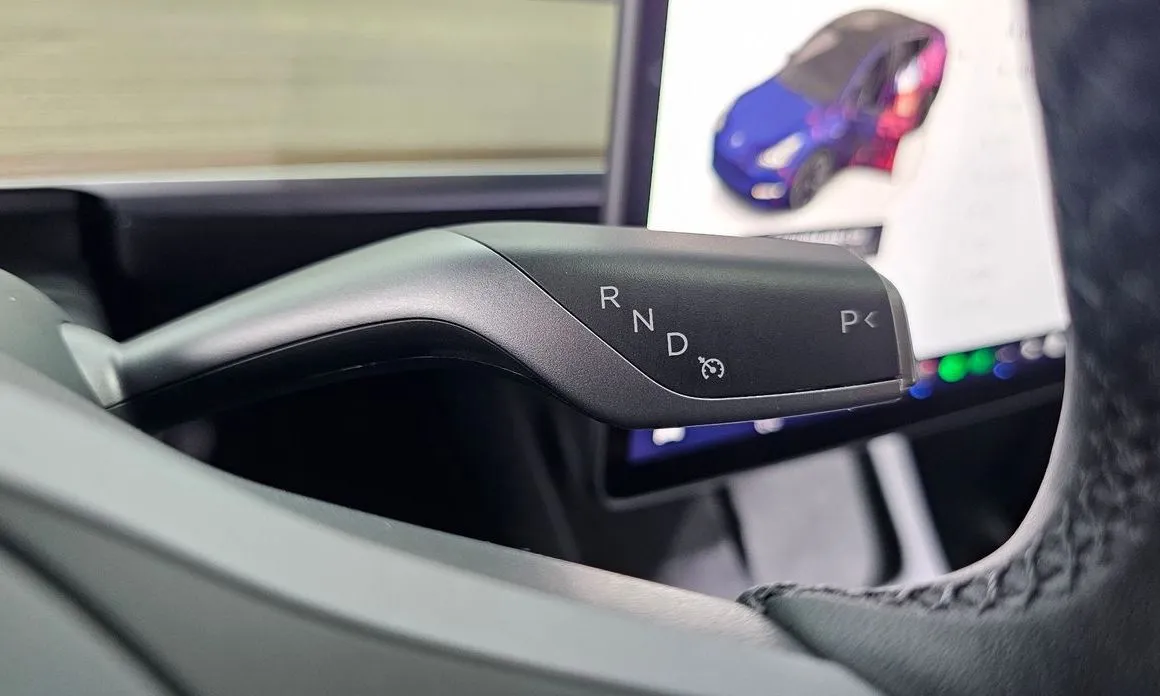 Tesla Model Y 2024 из KR, фото 7