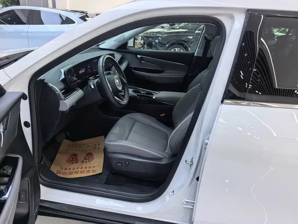 Buick E5 2025 из CN, фото 4