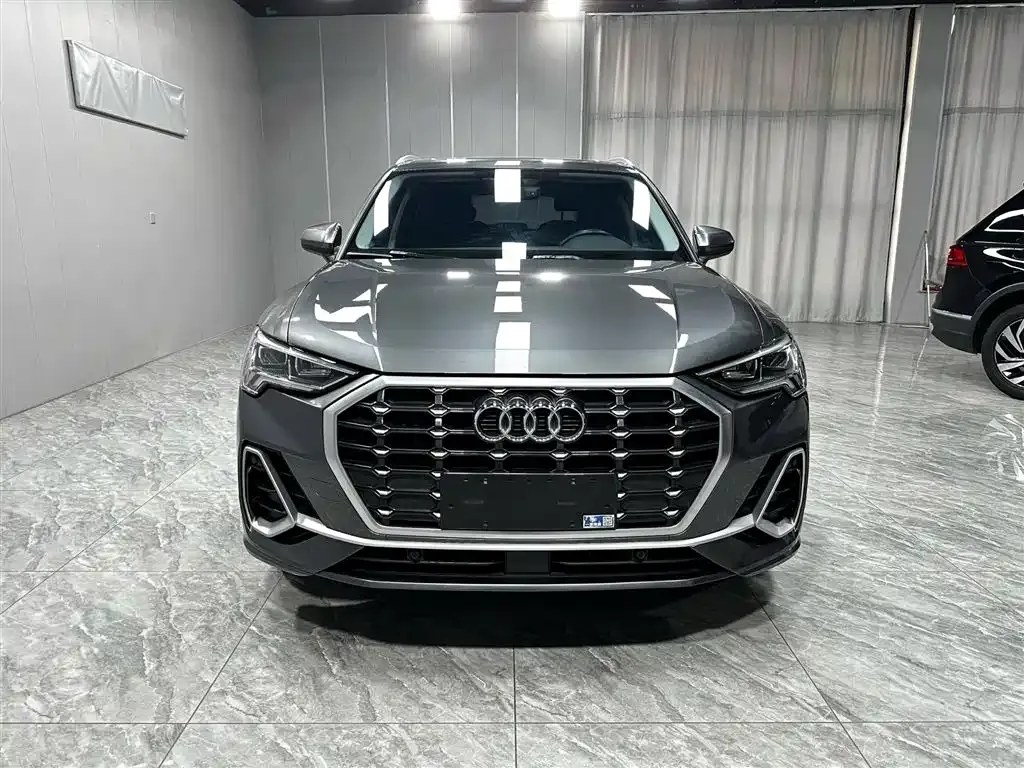 Audi Q3 — фото 9