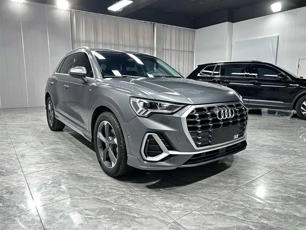 Audi Q3 — фото 7