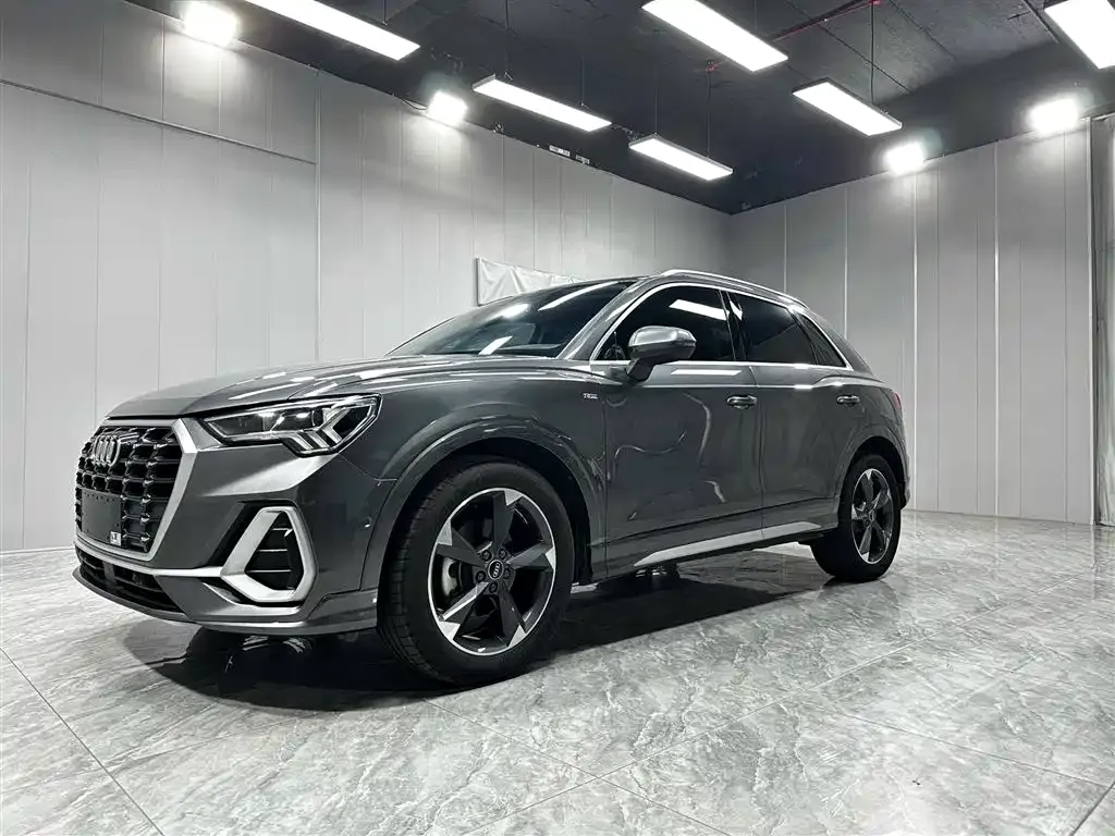 Audi Q3 — фото 6
