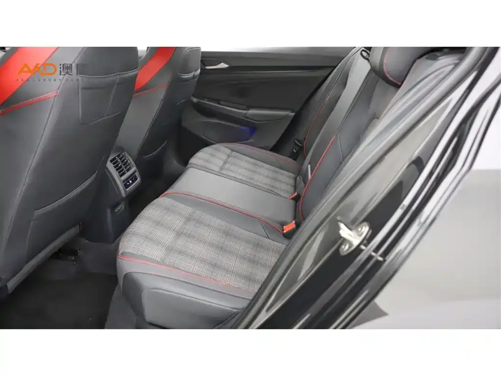 Volkswagen Golf GTI 2022 из CN, фото 4