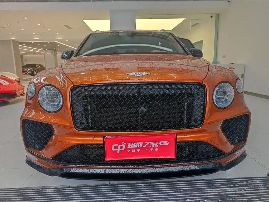Bentley Bentayga — фото 5