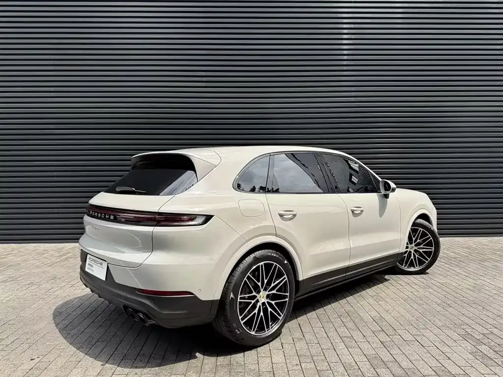 Porsche Cayenne — фото 4