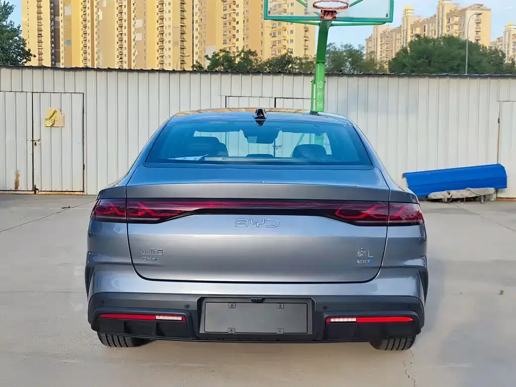 BYD Qin L — фото 3