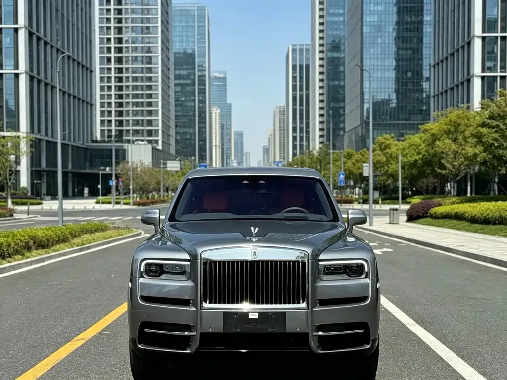 Rolls-Royce Cullinan — фото 9