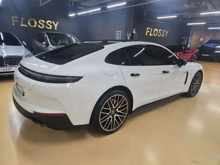 Porsche Panamera 2025 из KR, фото 9