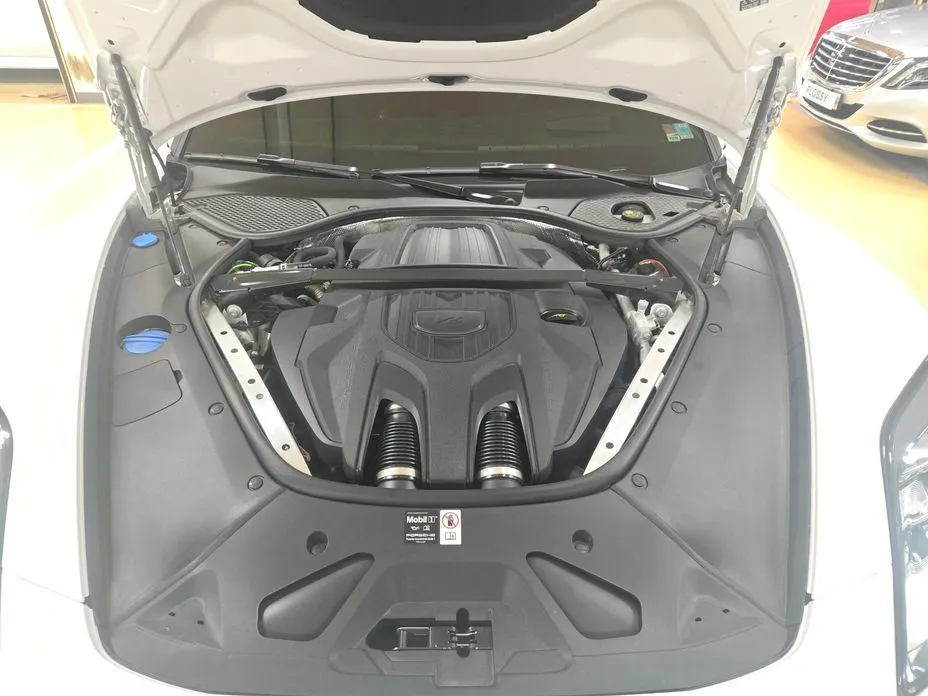 Porsche Panamera 2025 из KR, фото 6