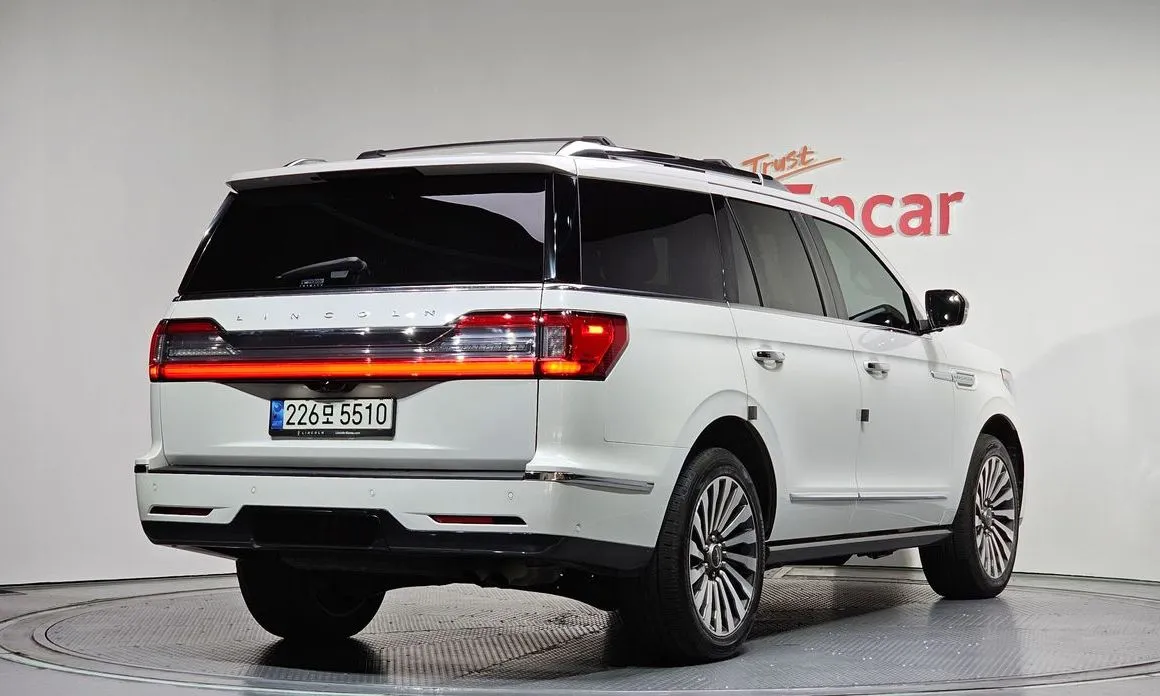 Lincoln Navigator 2021 из KR, фото 8