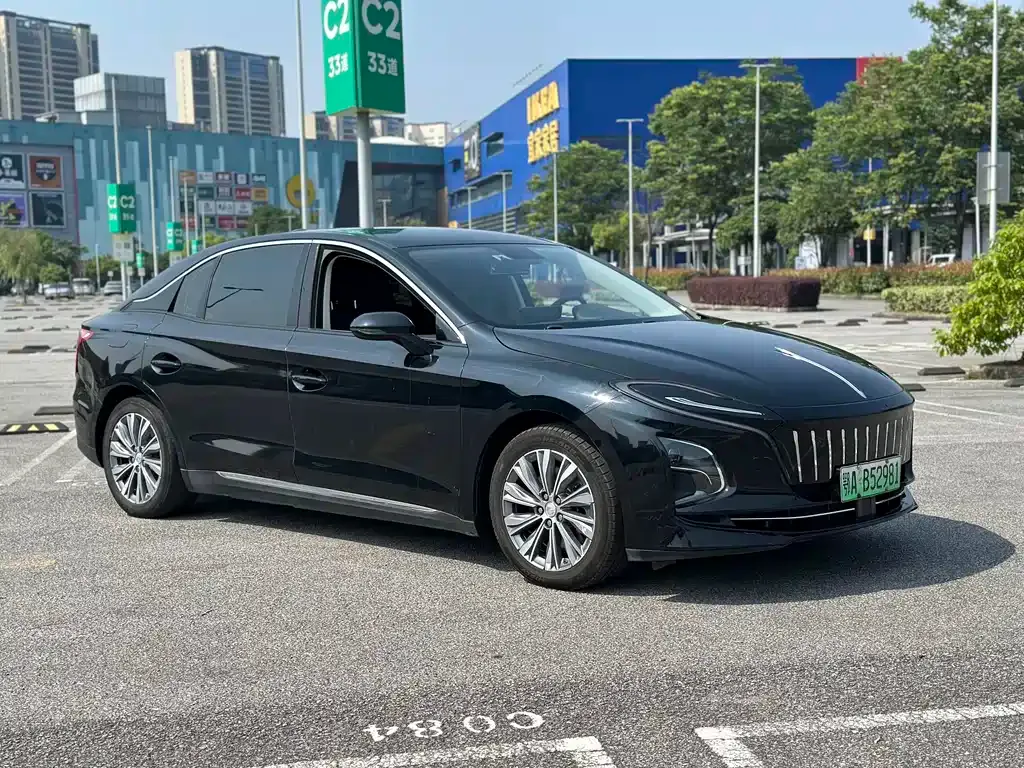 Hongqi E-QM5 — фото 8