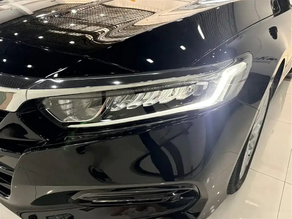 Honda Accord — фото 2