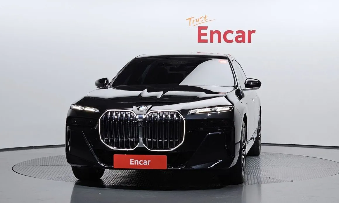 BMW 7-Series 2023 из KR, фото 3