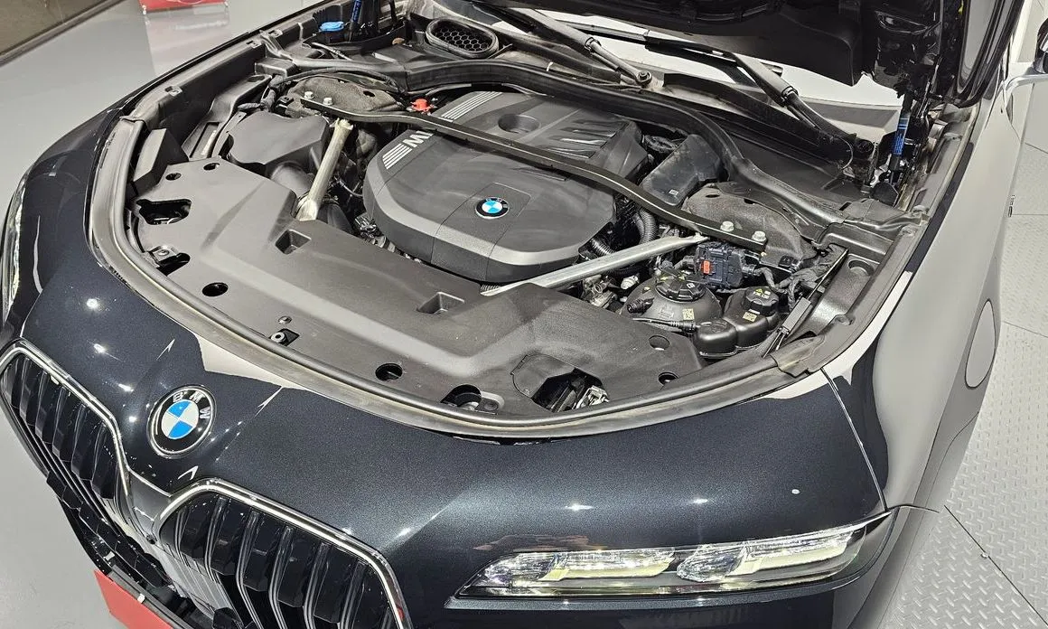 BMW 7-Series 2023 из KR, фото 8