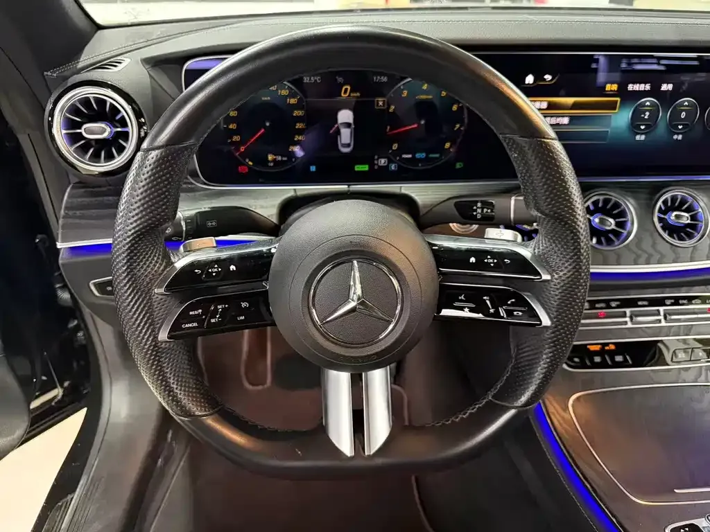 Mercedes-Benz E-Class (Import) — фото 5