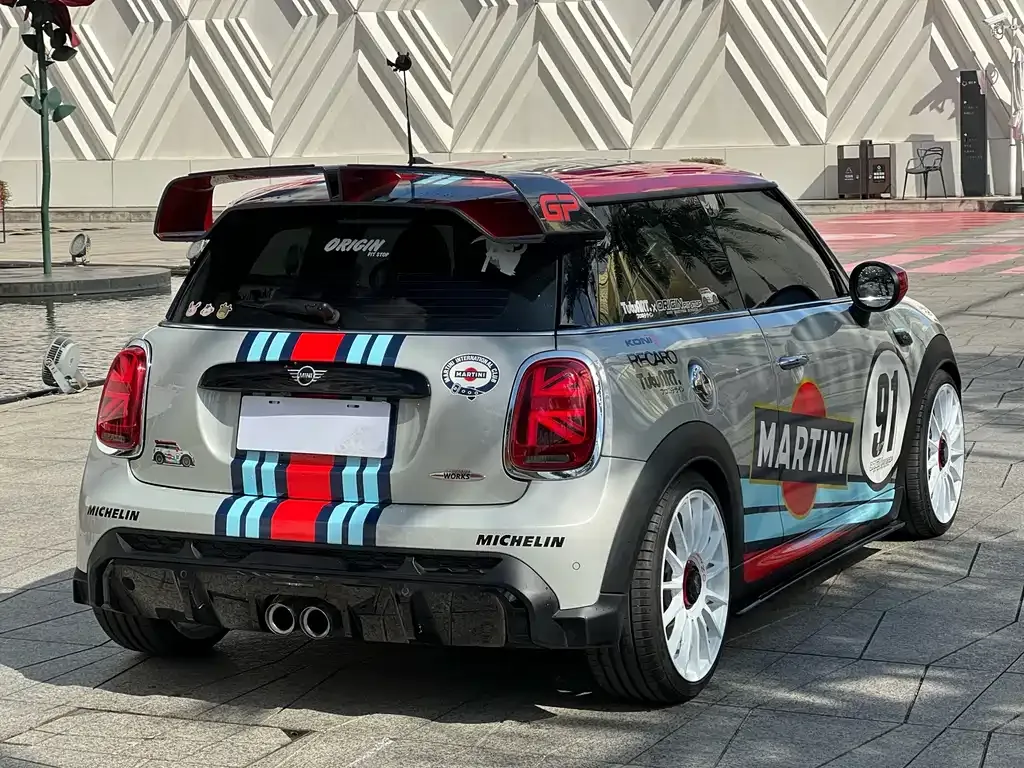 MINI JCW (John Cooper Works) — фото 5
