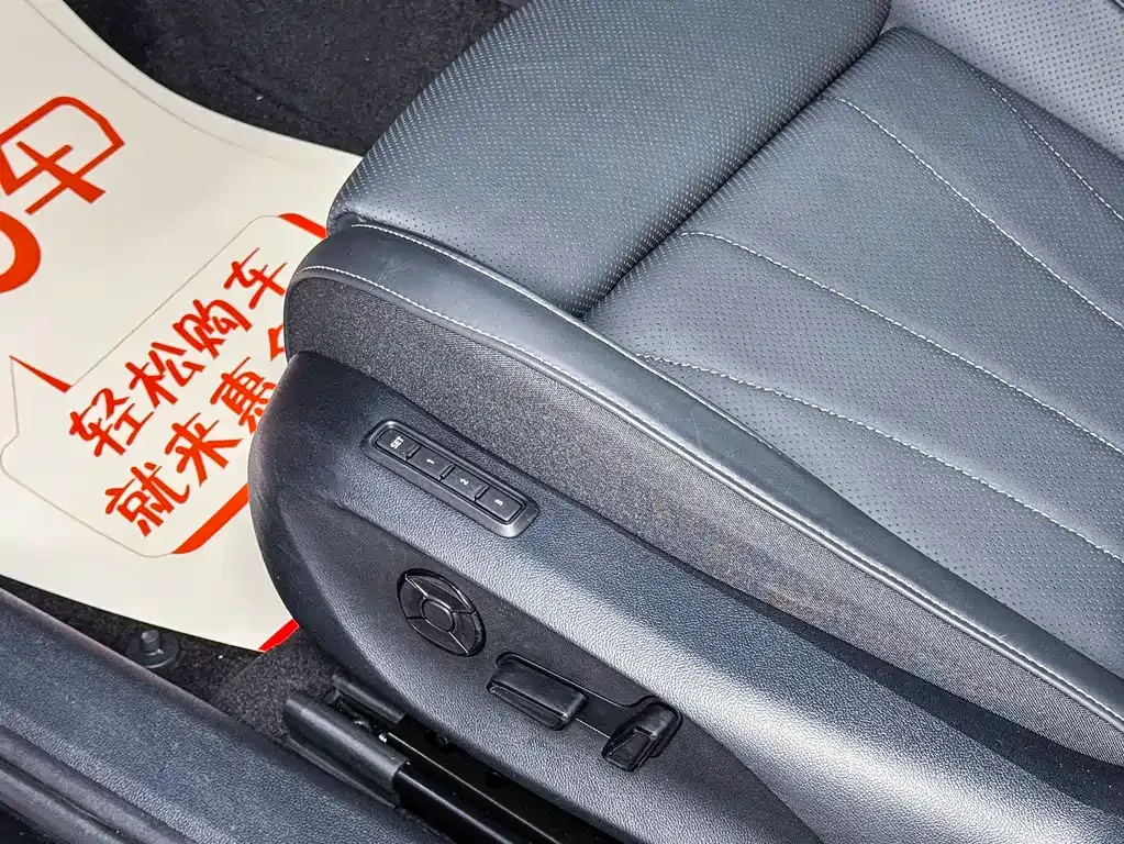 Volkswagen Passat — фото 10