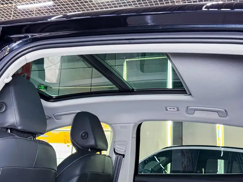 Volkswagen Passat — фото 3