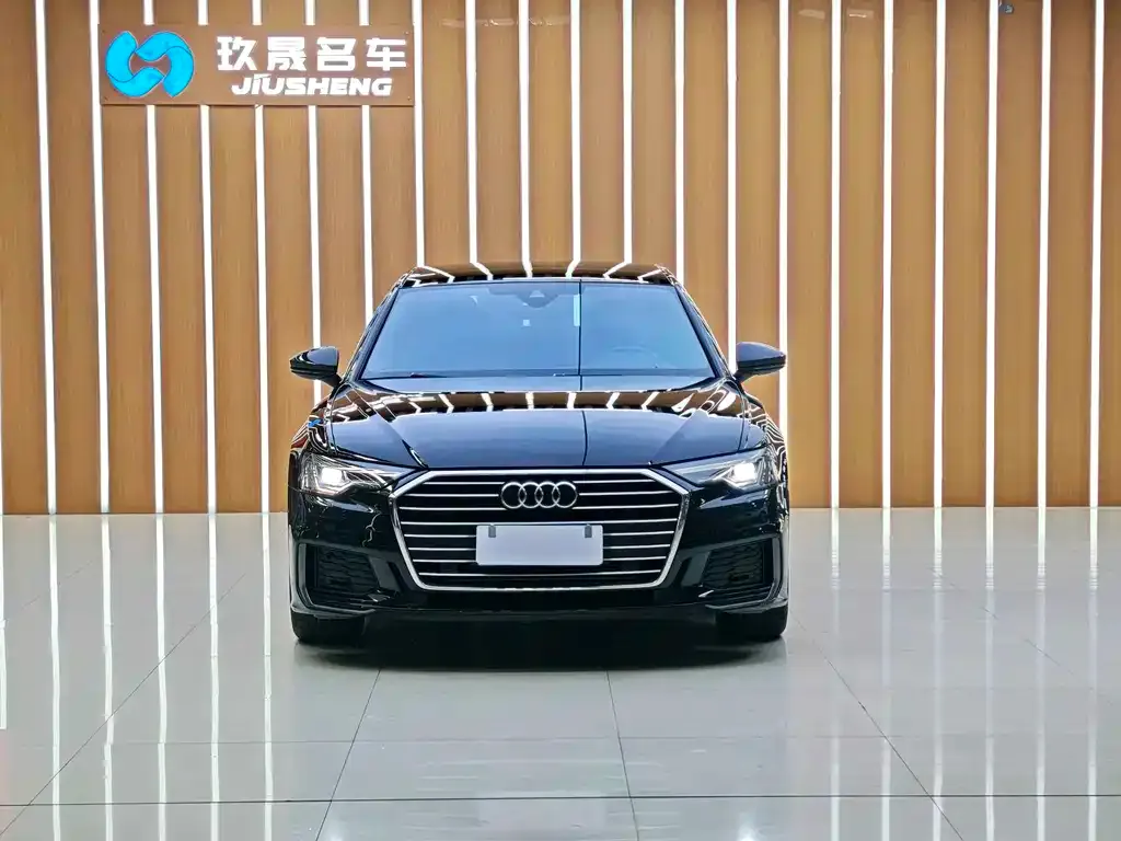 Audi A6L — фото 2