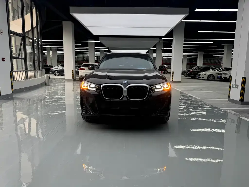 BMW iX3 2023 из CN, фото 3
