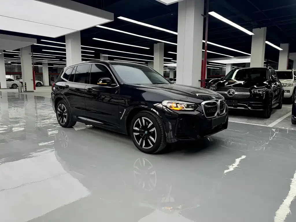 BMW iX3 2023 из CN, фото 8