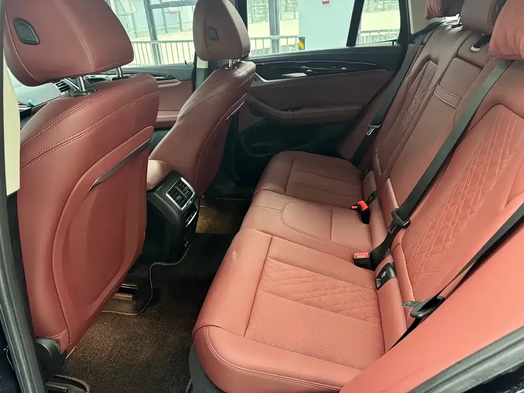 BMW iX3 2023 из CN, фото 2