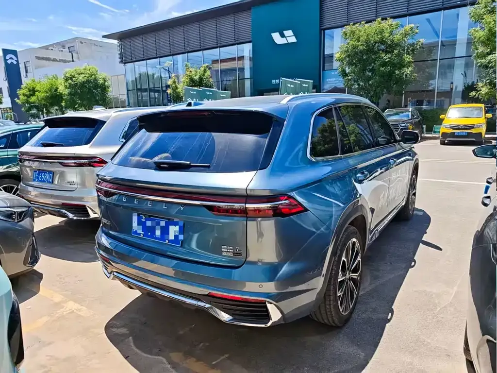 Geely Xingyue L — фото 3