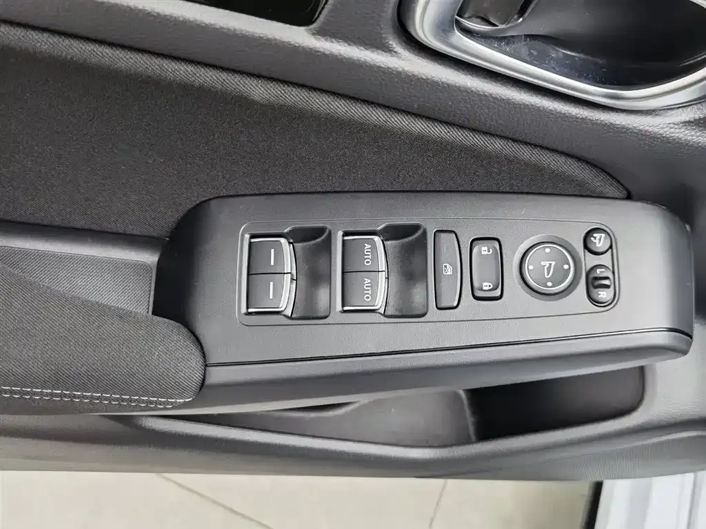 Honda Civic — фото 7