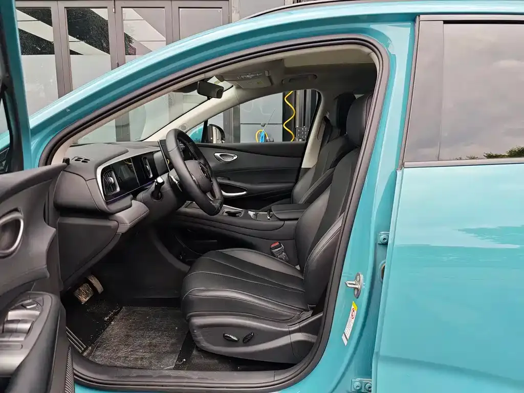 BYD Hiace 05 EV — фото 4