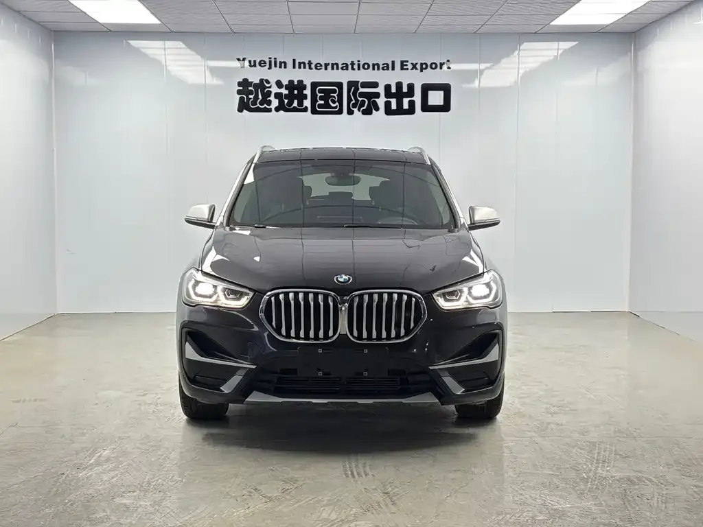 BMW X1 — фото 2