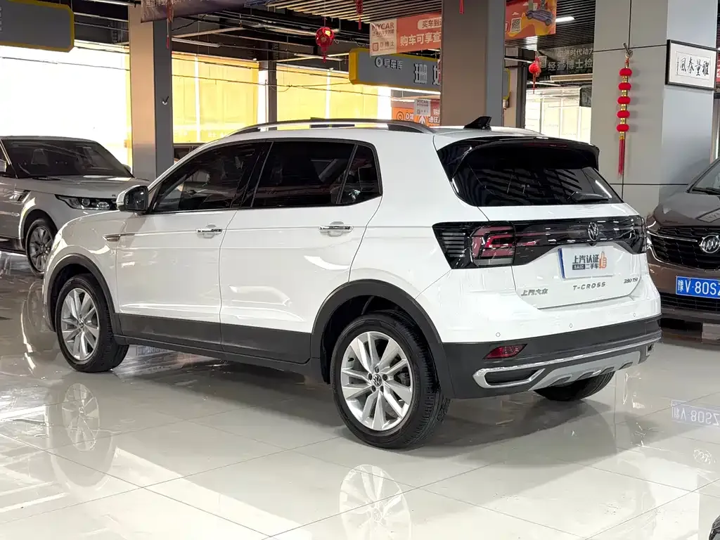 Volkswagen T-Cross — фото 6