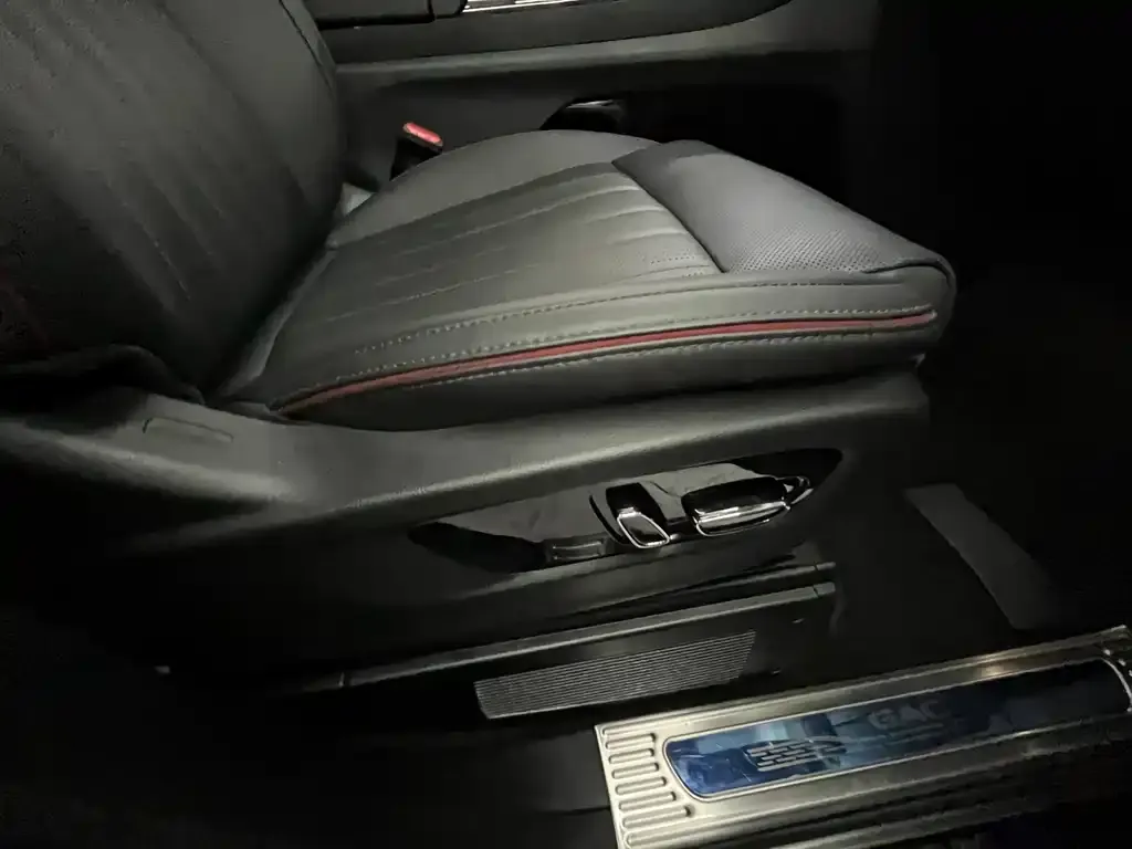 GAC Motor Trumpchi M8 — фото 3
