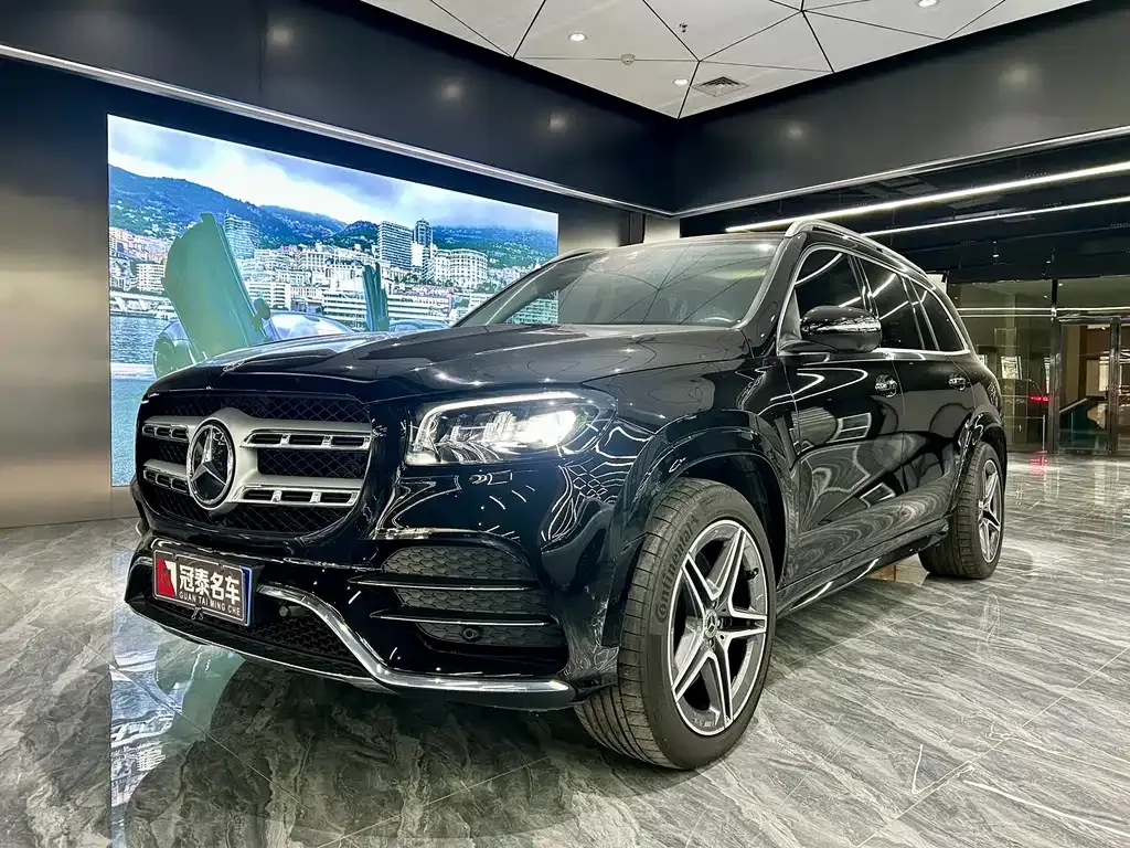 Mercedes-Benz GLS — фото 1