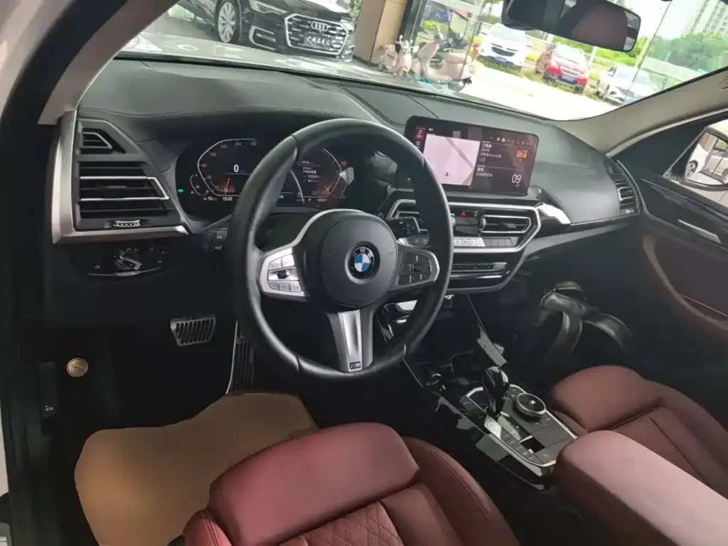 BMW X3 — фото 9