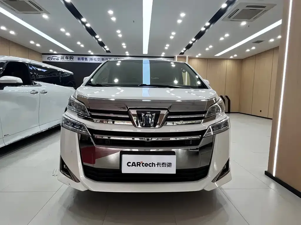 Toyota Vellfire 2022 из CN, фото 7