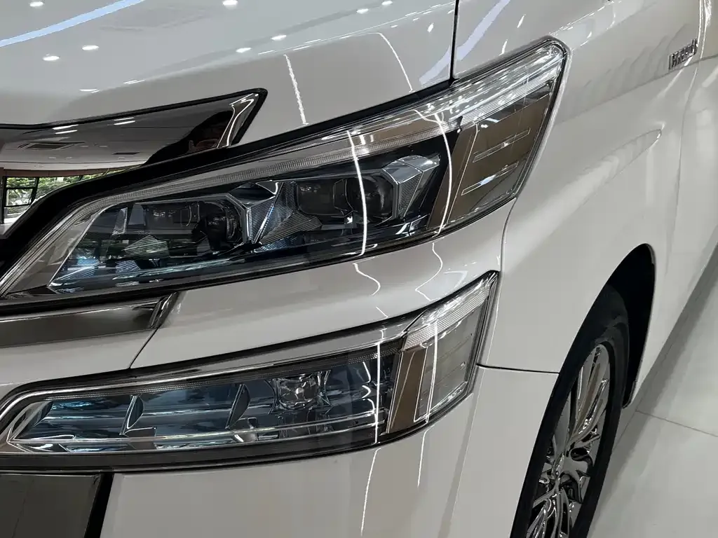 Toyota Vellfire 2022 из CN, фото 8