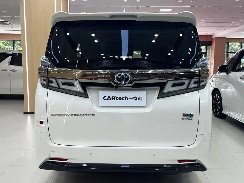 Toyota Vellfire 2022 из CN, фото 2