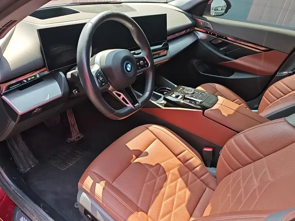 BMW i5 2025 из CN, фото 9