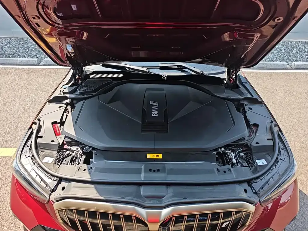 BMW i5 2025 из CN, фото 4