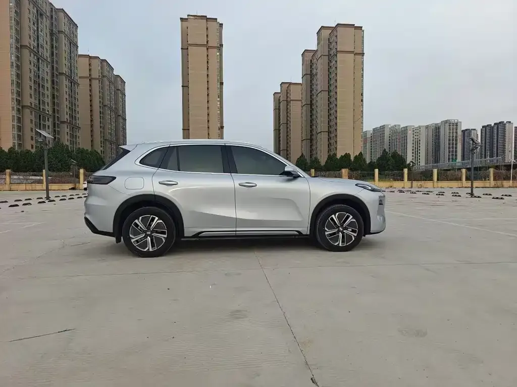 Geely Galaxy Xingjian 7 2025 из CN, фото 2