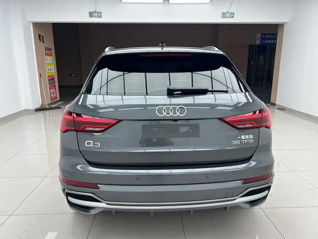 Audi Q3 — фото 3