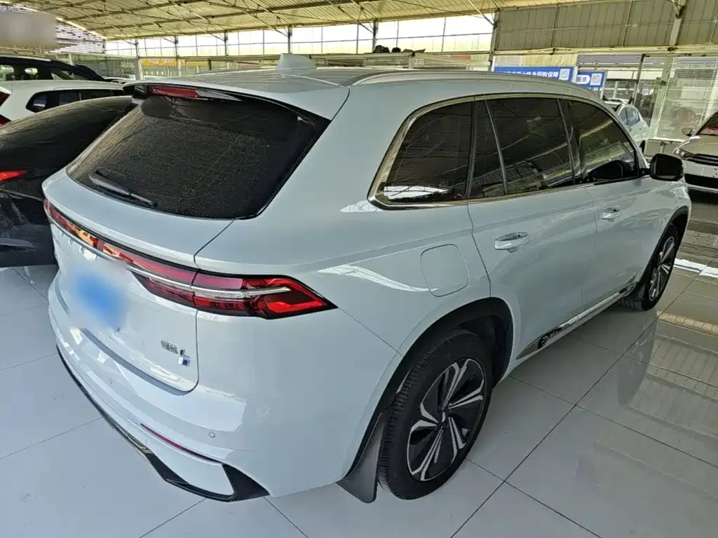 Geely Xingyue L — фото 5