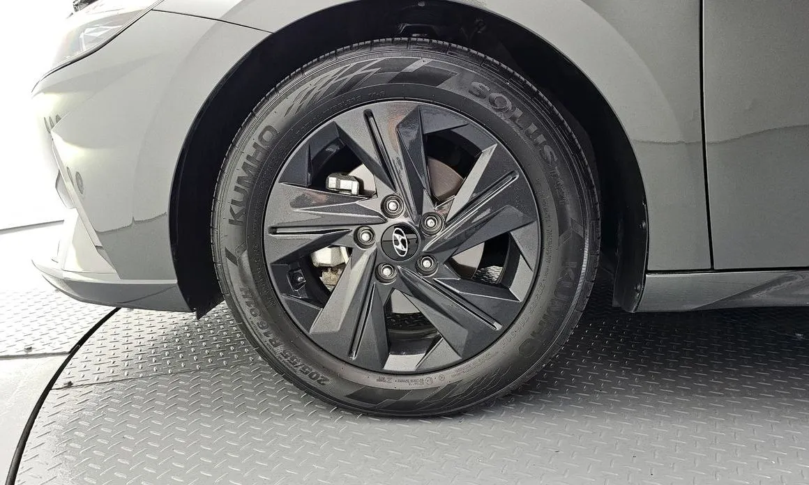 Hyundai AVANTE 2022 из KR, фото 8