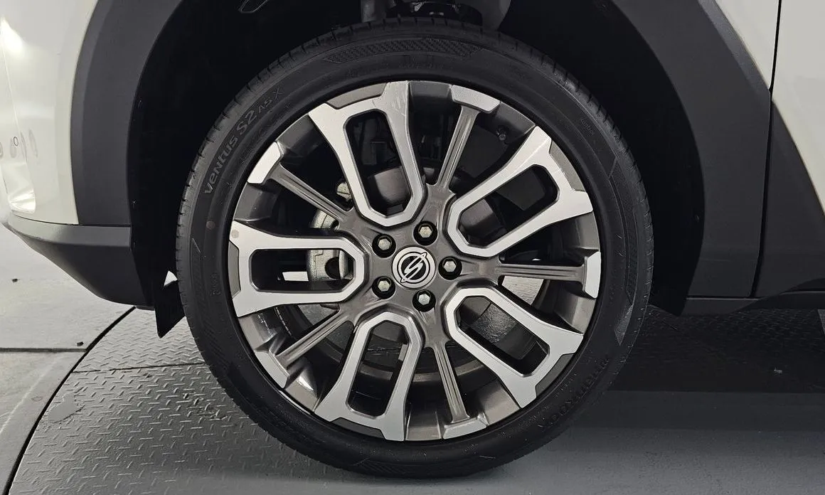 KG Mobility (Ssangyong) Torres — фото 4