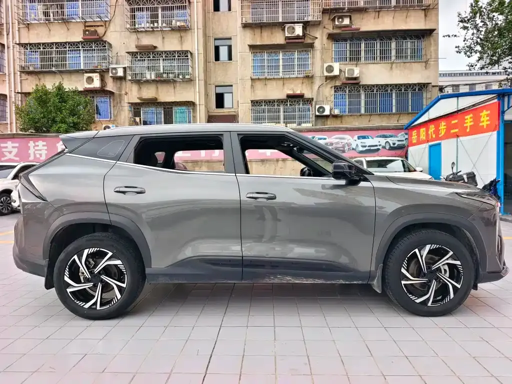 Geely Boyue 2023 из CN, фото 4